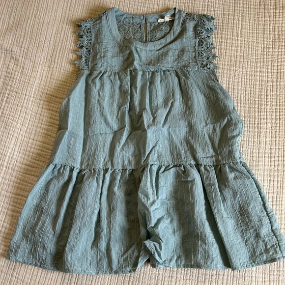 Light Blue Sleeveless Blouse - Picture 1 of 1